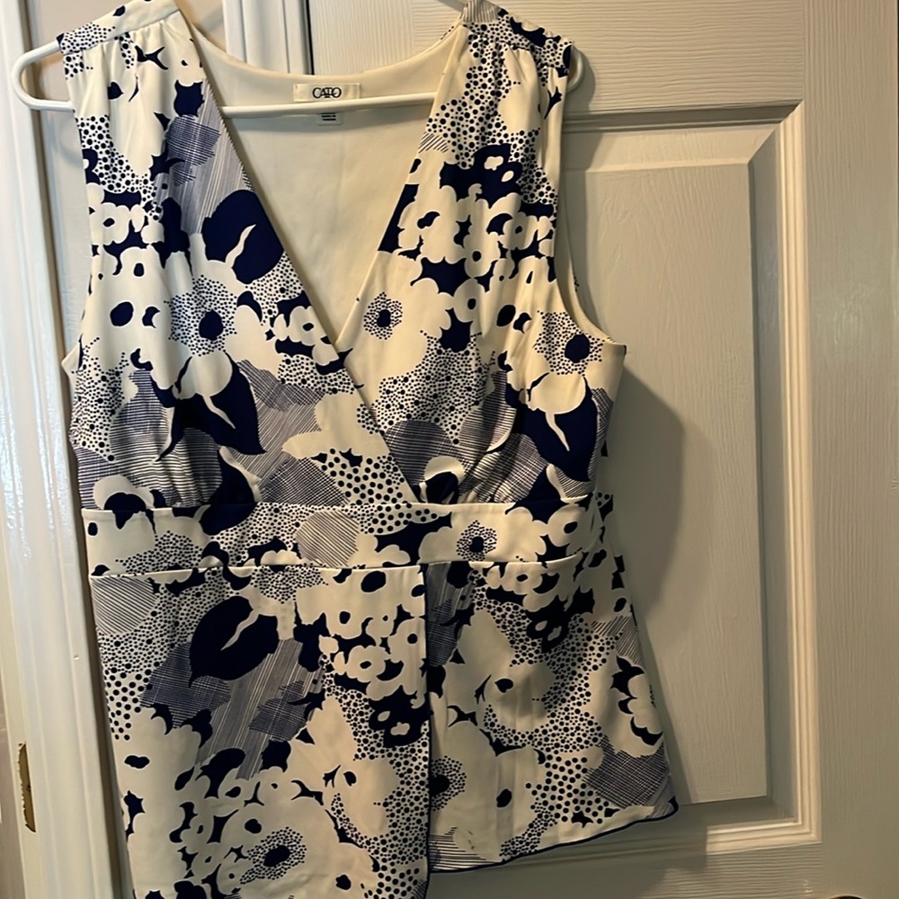 Sleeveless top